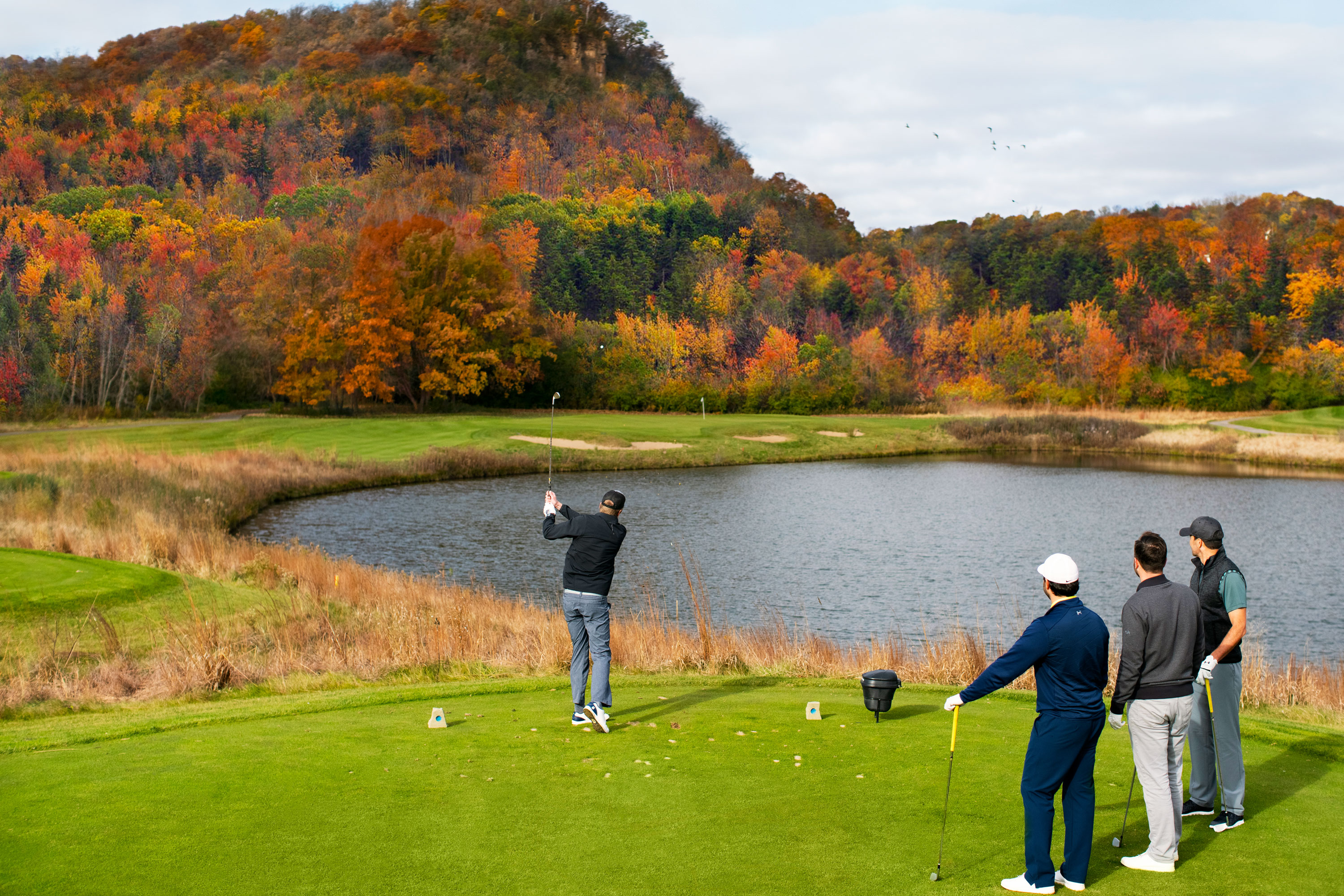 The Jewel golf club in fall