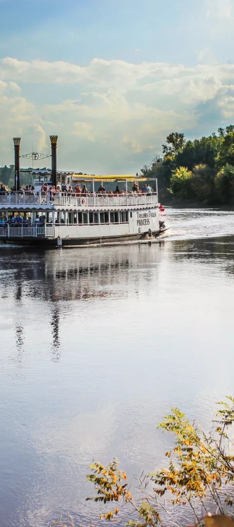 A paddleboat tour on the St. Croix River in early fall