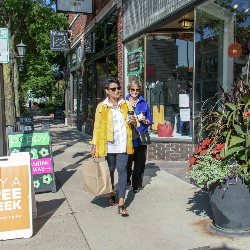 Women on Grand Avenue in St. Paul